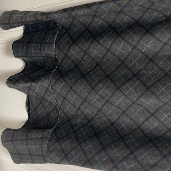 Plaid Short Sleeve Dress - Picture 3 of 5